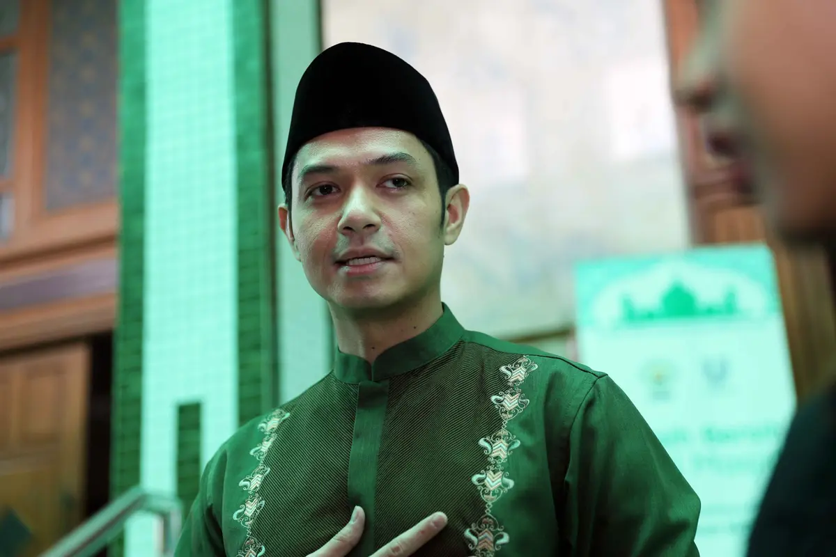 [Bintang] Dude Harlino
