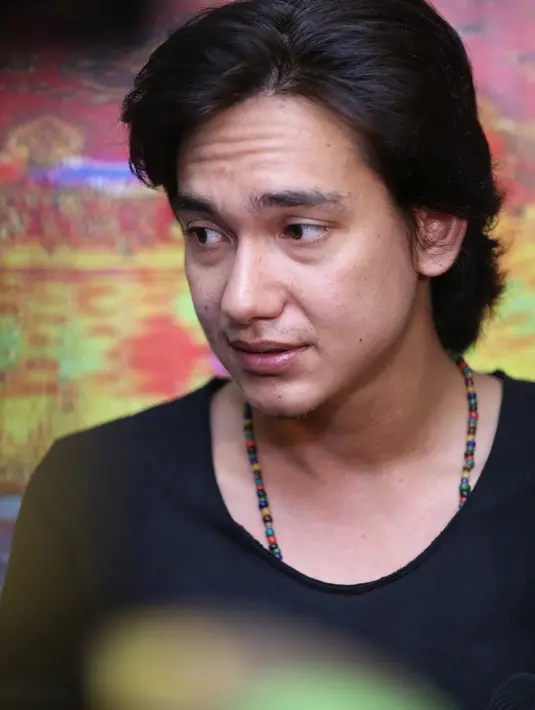 Meski sering kali dipercaya memerankan anak usia belasan, ia juga masih merasakan kesulitan dalam film terbarunya Posesif. Film Posesif menceritakan kisah percintaan anak remaja secara mendalam. (Adrian Putra/Bintang.com)