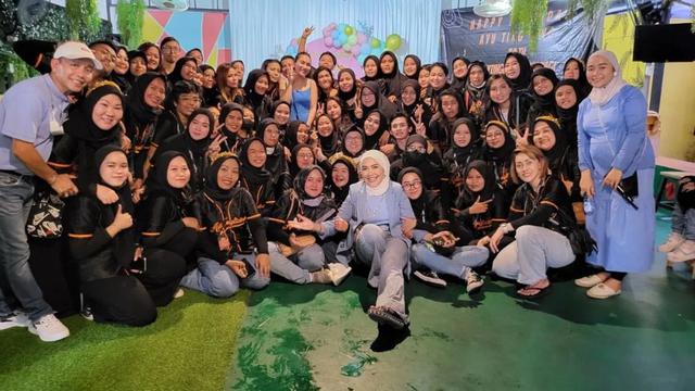 6 Momen Syukuran 4 Bulan Kehamilan Syifa Adik Ayu Ting Ting, Digelar Sederhana