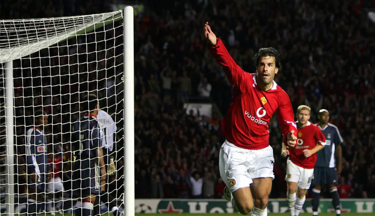 Ruud van Nistelrooy memuncaki daftar pencetak gol terbanyak Manchester United di Liga Eropa dengan 38 gol. (AFP Photo/Adrian Dennis)