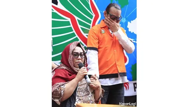 Temui Wartawan, Ini 5 Potret Terbaru Nunung Usai Terjerat Kasus Narkoba