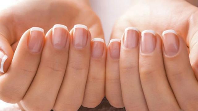 3 Bahan Alami Ini Bisa Buat Kuku Bersih Mengkilap