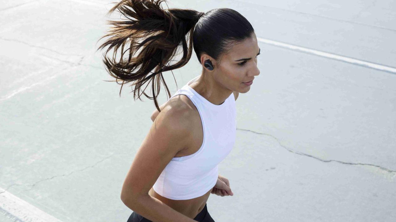 Dilengkapi Noise Canceling, Olahraga Lari Makin Seru dengan Headphone Nirkabel Terbaru