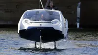 Seabubbles akan menjadi transportasi air di Paris. (AP Photo / Francois Mori)