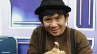 Ginanjar Tak Sabar Jalani Ramadan Bareng Istri