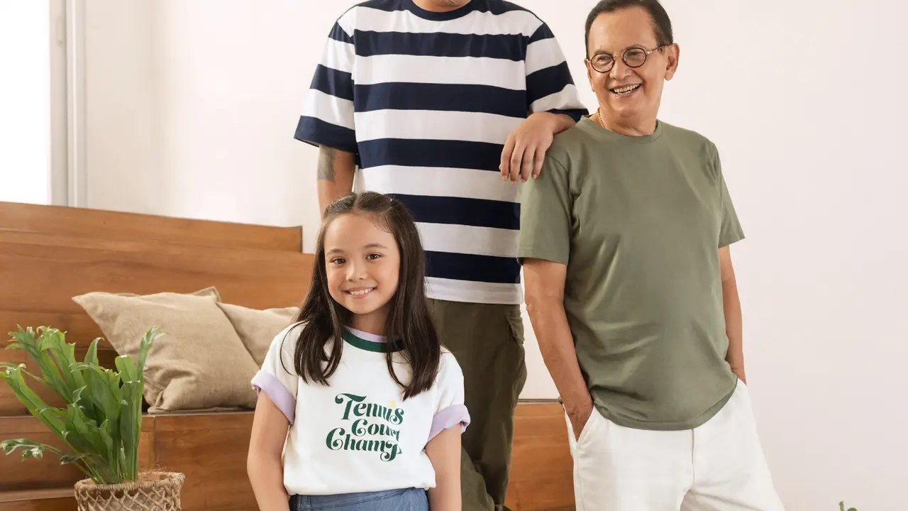 UNIQLO T-shirt