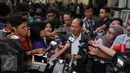 Ketua tim hukum Basuki Tjahaja Purnama, Sirra Prayuna menjawab pertanyaan awak media di Bareskrim Mabes Polri, Jakarta, Selasa (15/11). Sirra memastikan, hari ini Ahok tidak menghadiri gelar perkara kasus dugaan penistaan agama (Liputan6.com/Helmi Afandi)