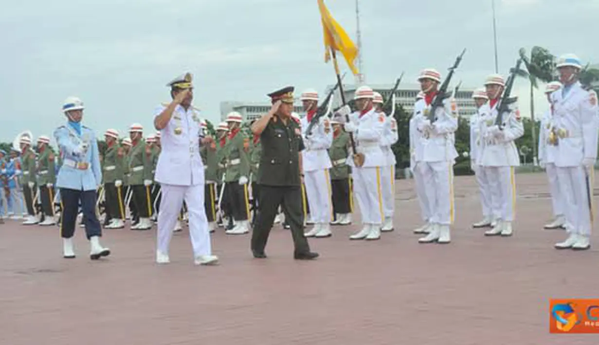 Citizen6,Jakarta:Panglima TNI Laksamana TNI Agus Suhartono, S.E, menerima kunjungan Panglima Angkatan Bersenjata Laos, MG. Sanyahak Phomvihane dan Panglima Angkatan Bersenjata Vietnam LTG Do Ba Ty, di Mabes TNI Cilangkap, Jakarta Timur, Rabu (30/3).(BBB)