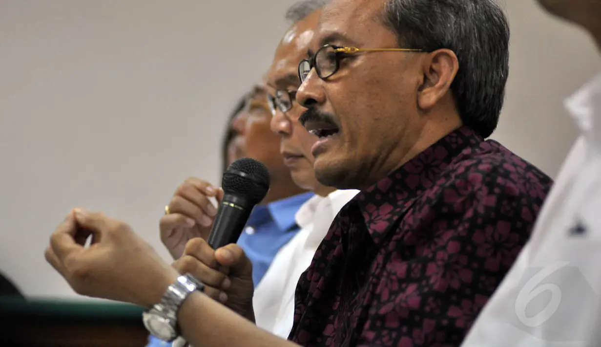 Heru Sulaksono menjadi saksi dalam persidangan kasus Dermaga Laut Sabang di Pengadilan Tipikor, Jakarta, Senin (3/11/2014). (Liputan6.com/Miftahul Hayat)