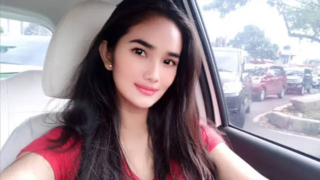 Faby Marcelia