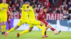 Jamal Musiala meninggalkan akademi Chelsea pada akhir musim 2018/2019 dan bergabung dengan Bayern Munchen di tim U-17. Hanya butuh satu tahun untuk pemain berusia 19 tahun itu bisa menembus tim senior Bayern. Kini ia menjadi pemain reguler di skuat Bayern asuhan Julian Nagelsmann. (AFP/Jose Jordan)