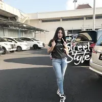 Street style Via Vallen. (Intsagram/viavallen)