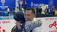 Pelukan Hangat Istri Iringi Pencapaian Medali Perunggu Eko Yuli Irawan di SEA Games 2025: Cedera Mulai Pulih, tapi Persiapan Kurang