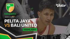 Berita video highlights laga IBL (Indonesia Basketball League) 2022 antara Pelita Jaya Bakrie Jakarta melawan Bali United yang berakhir dengan skor 78-53, Selasa (22/3/2022) sore hari WIB.