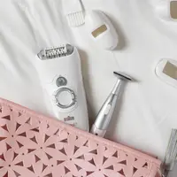 Ilustrasi alat pencukur rambut | unsplash.com