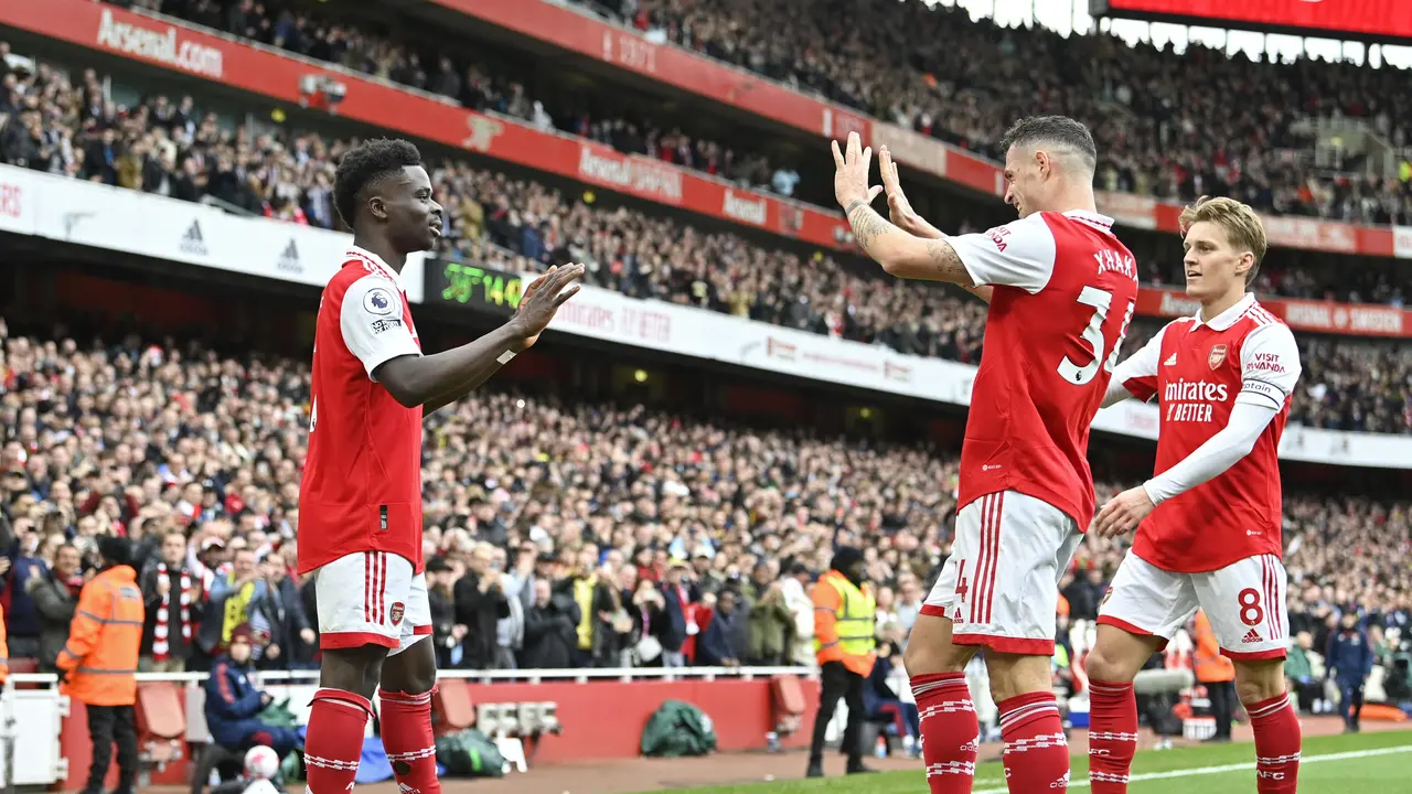 Selebrasi pemain Arsenal saat lumat Palace 4-1