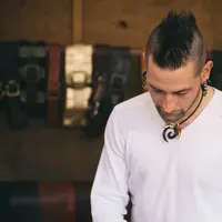 Ilustrasi mohawk/Copyright unsplash/Clem Onojeghuo