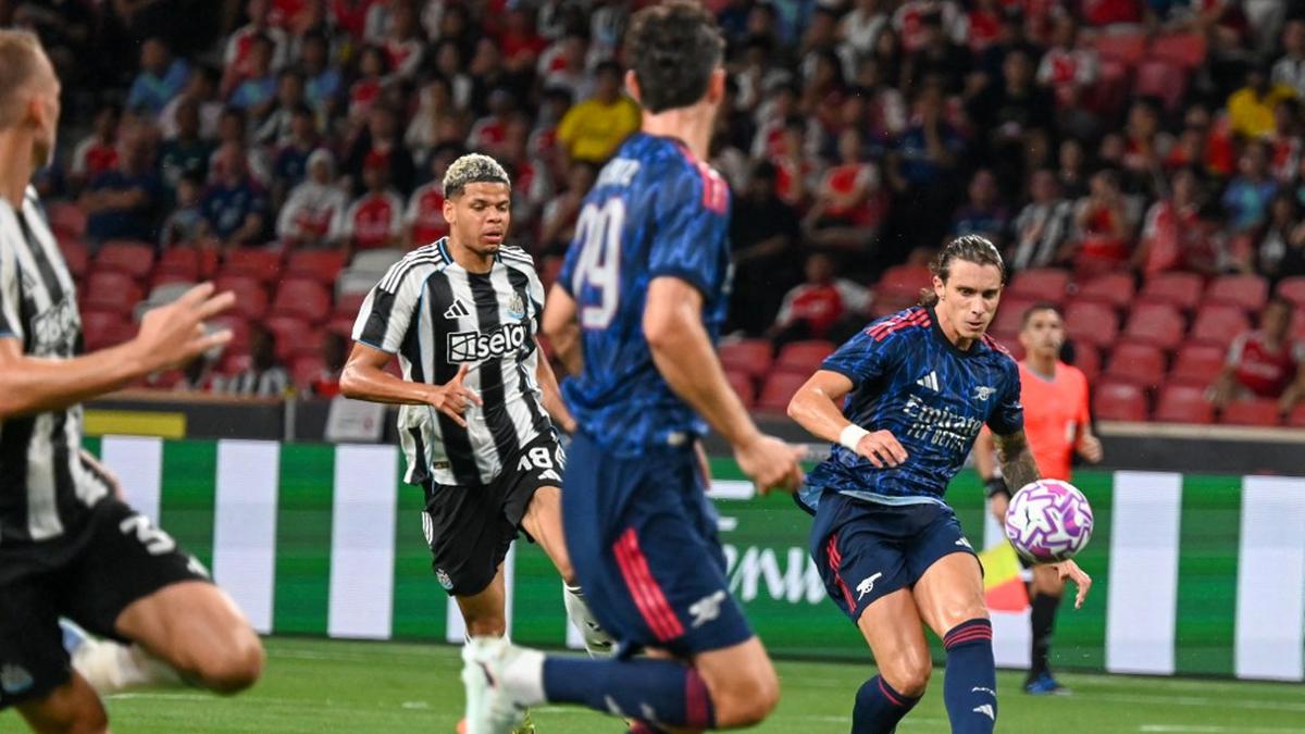 Hasil Pertandingan Arsenal vs Newcastle: Skor 3-2