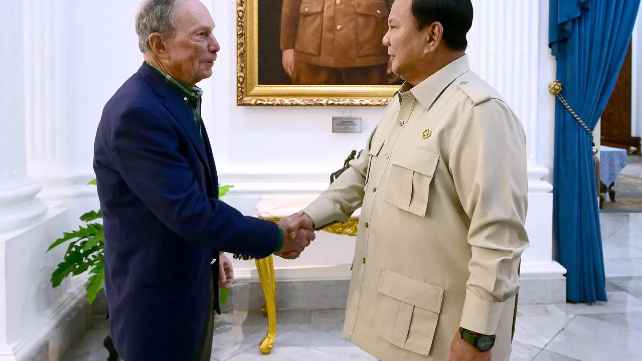 Prabowo bertemu Michael Bloomberg