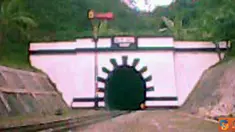 Citizen6, Cianjur: Terowongan kereta api memiliki panjang 780 meter di Kampung Lampengan, Kabupaten Cianjur, Jabar.