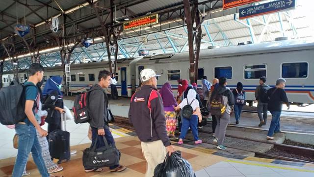 Ilustrasi - Suasana di stasiun Purwokerto. (Foto: Liputan6.com/Daop 5 PWT/Muhamad Ridlo)