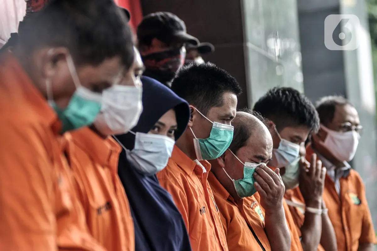 FOTO: Polisi Bekuk 12 Tersangka Pembunuhan Pengusaha Pelayaran