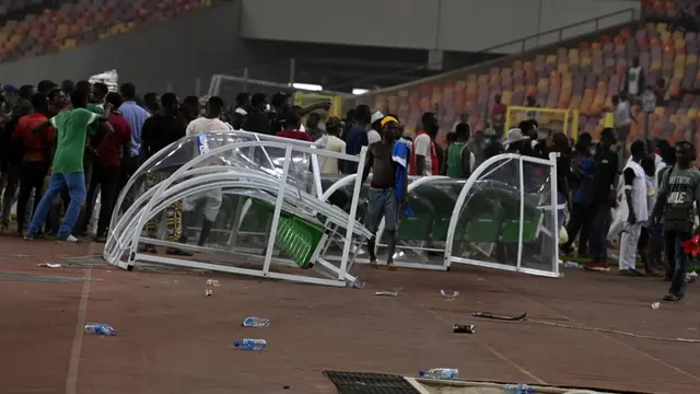 Fans Nigeria mengamuk