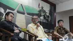 Diskusi "Menumbuhkan Komitmen Menjaga Kedaulatan NKRI" di Ruang Pressroom, DPR RI, Kompleks Parlemen, Senayan, Jakarta, Senin (8/12/2014). (Liputan6.com/Andrian M Tunay)