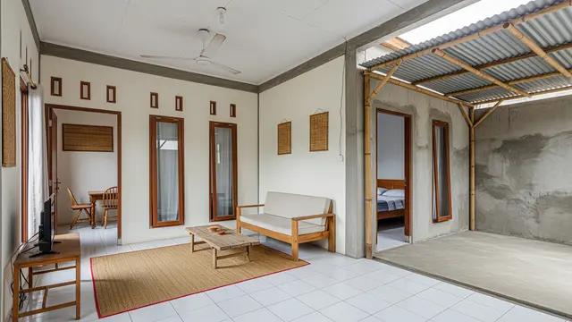 8 Desain Rumah Sederhana 1 Lantai 2 Kamar untuk Keluarga Muda, Fungsional & Nyaman