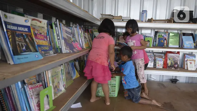 FOTO: Taman Baca Kampung di Masa Pandemi COVID-19