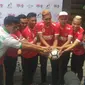 Skuat Timnas Indonesia berpose jelang ikut Homeless World Cup (HWC) 2017 (Liputan6.com/Kukuh Saokani)