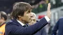 Pelatih Inter Milan, Antonio Conte, saat melawan Genoa pada laga Serie A 2019 di Stadion San Siro, Sabtu (21/12). Inter Milan menang 4-0 atas Genoa. (AP/Luca Bruno)