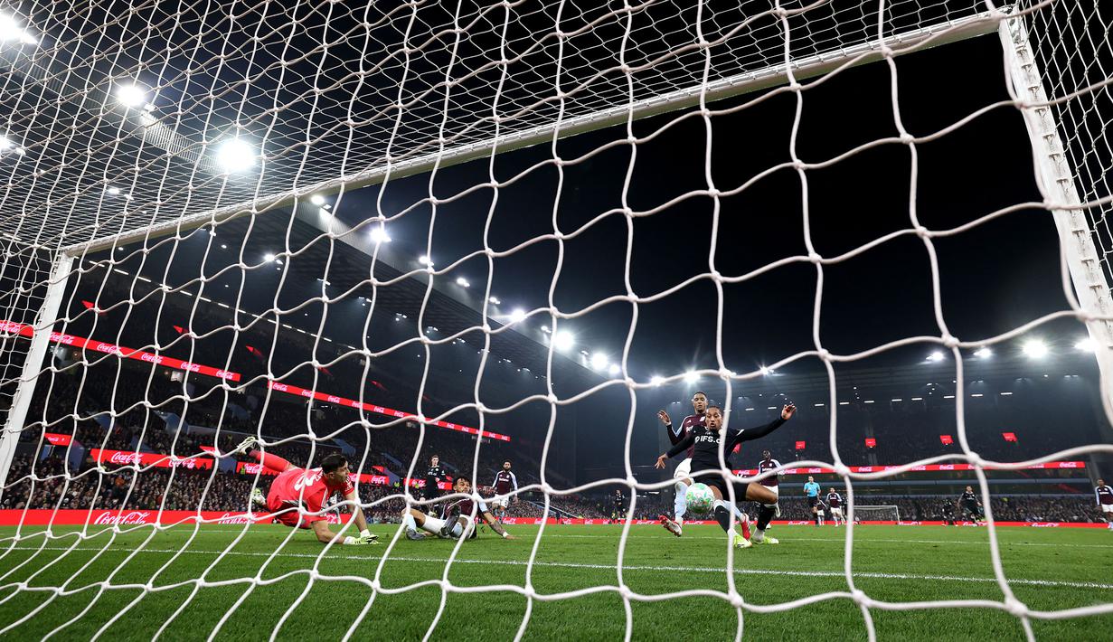 Tiga gol tambahan tersebut juga membuat Joao Pedro kini mengoleksi 11 gol dan 7 assist dalam 28 laga di Liga Inggris. (AFP/Darren Staples)