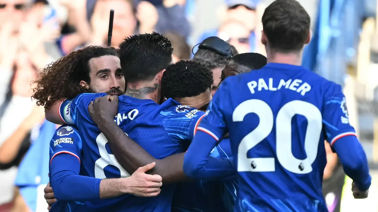 Selebrasi pemain Chelsea ketika mengalahkan Tottenham