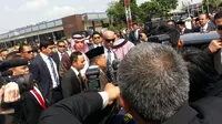 Wakil Presiden RI Jusuf Kalla antar Raja Salman di Bandara Halim Perdanakusuma. (Liputan6.com/Ilyas Istianur Praditya)