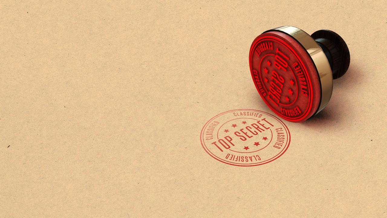 Ilustrasi data pribadi, perlindungan data pribadi, privasi pengguna.