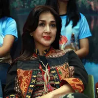 Paramitha Rusady sekarang ini terlibat dalam film layar lebar berjudul 'My Journey: Mencari Mata Air'. Film yang untuk mengajak masyarakat untuk melestarikan mata air. Berperan sebagai Maya, seorang peneliti capung. (Deki Prayoga/Bintang.com)