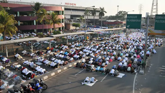 20150924- Shalat Idul Adha di Senen-Jakarta