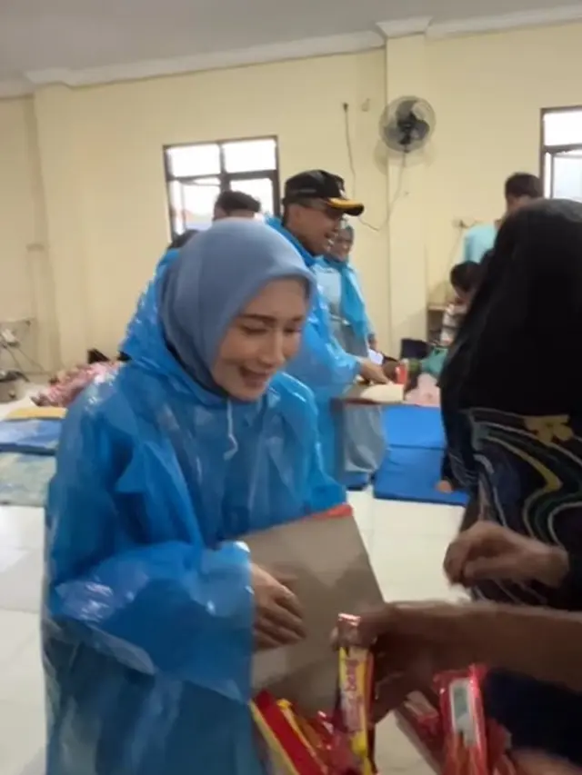 Sahrul Gunawan dan iistri (Instagram/sahrulgunawanofficial)