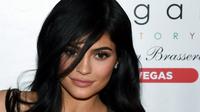 Ternyata Kylie Jenner nggak akan bicara soal kehamilannya sampai.... (ETHAN MILLER / GETTY IMAGES NORTH AMERICA / AFP)