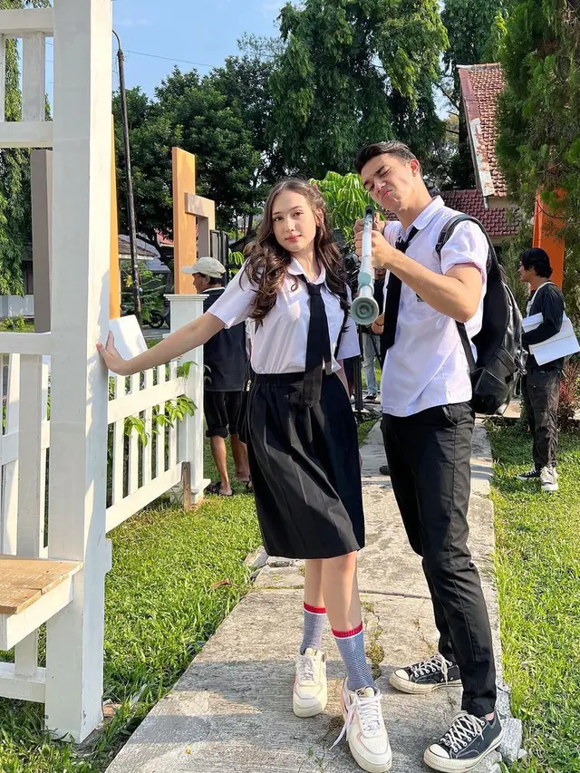 7 Potret Jeff Smith dan Laura Moane, Akting Bareng Usai Bebas Rehabilitasi