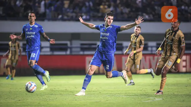 Persib Bandung vs Dewa United - BRI Liga 1 2023/2024