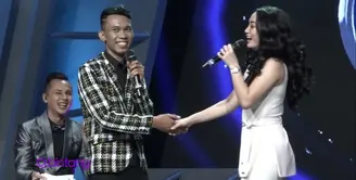 Cemen Stand Up Comedy Academy Indosiar sudah lama mengidolakan penyanyi dangdut Zaskia Gotik. Saat dipertemukan di Grand Final Stand Up Comedy Academy Indosiar , Cemen pun berani menggombali Zaskia.