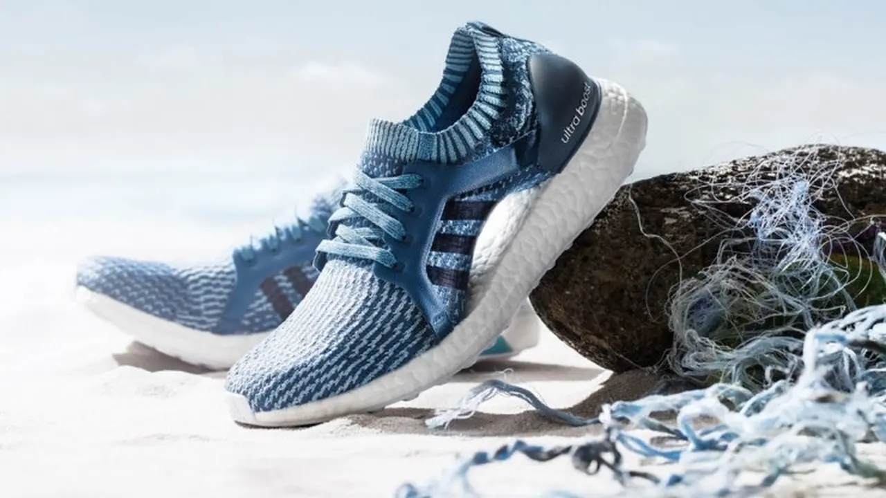 4 Perusahaan Ini Buat Sepatu dari Limbah Plastik