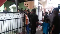 Suasana rumah duka korban penusukan di Bogor (Achmad Sudarno/Liputan6.com)