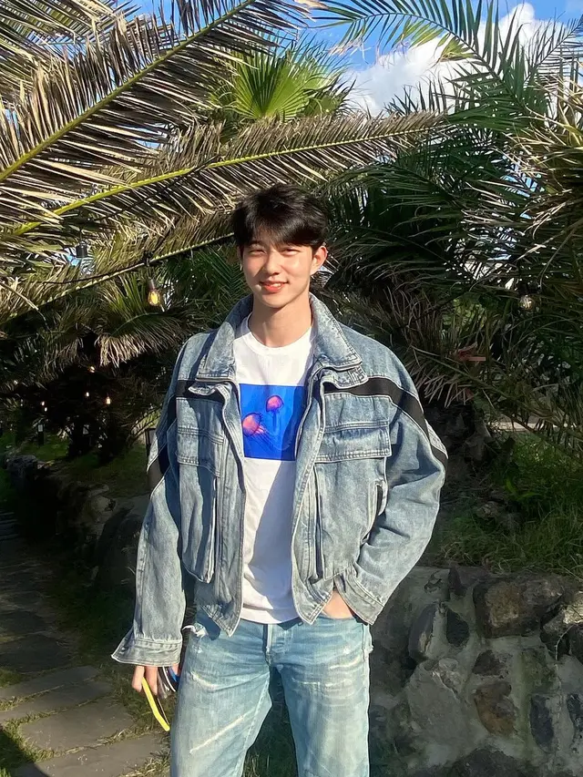 8 Pesona Ki Do Hoon, Aktor Korea Selatan yang Muncul di Video Klip Terbaru Rossa