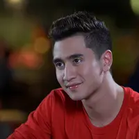 Adegan sinetron Siapa Takut Jatuh Cinta (Sinemart)