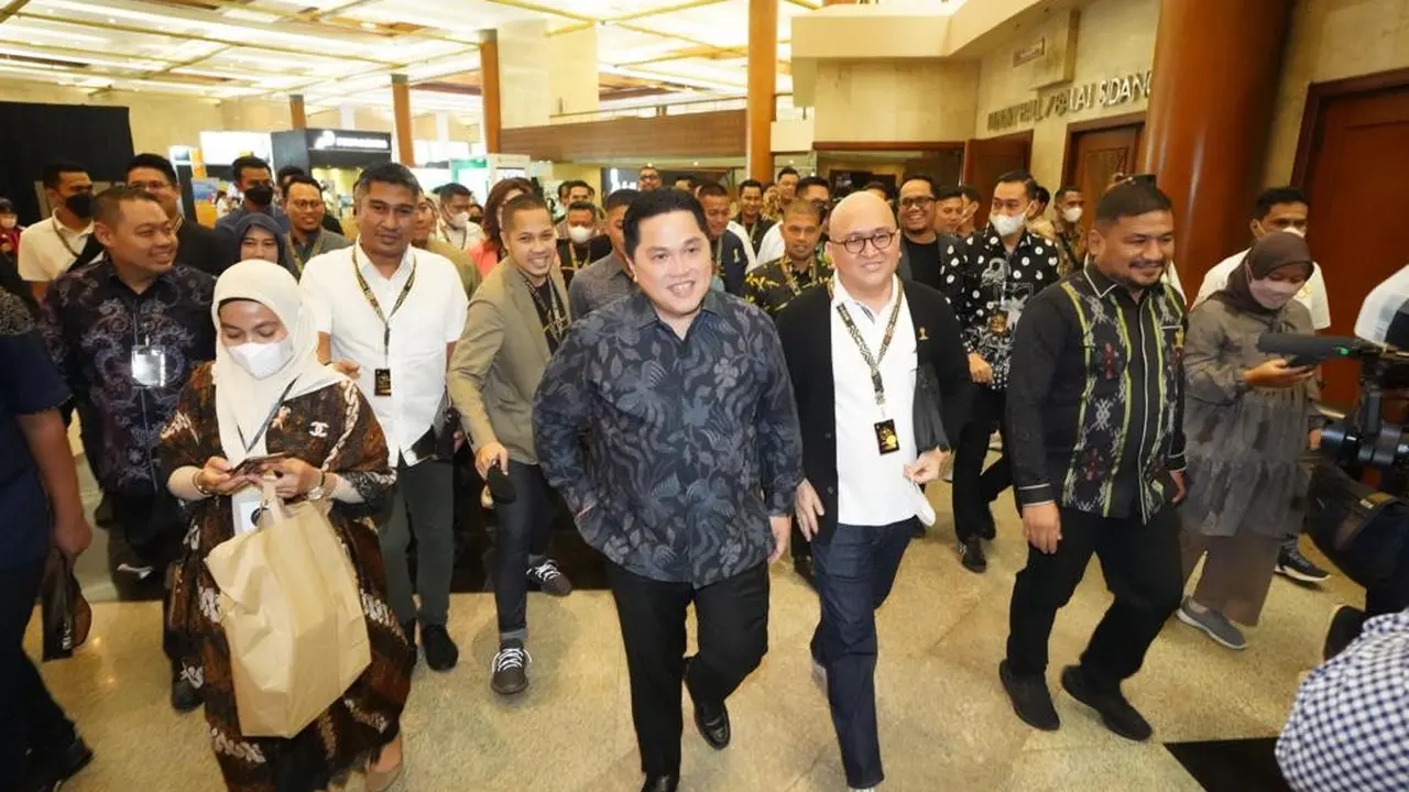 Menteri BUMN Erick Thohir saat menghadiri HUT HIPMI ke-50 di Jakarta Convention Center, Sabtu (11/6/2022).