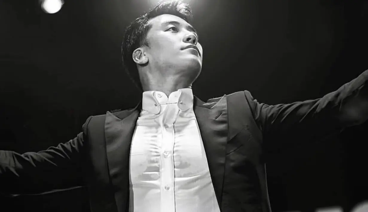 Hal tersebut terungkap saat Seungri hadir di tayangan I Live Alone. Di acara itu, Seungri secara terbuka ingin dijodohkan denan teman dari Min Hyo Rin. (Foto: instagram.com/seungriseyo)