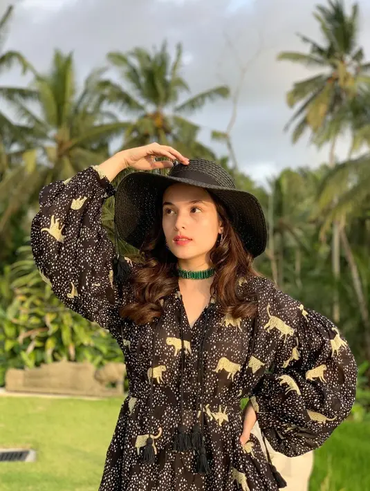 Lebih lanjut Chelsea menceritakan tentang dampak negatif dari media sosial terhadap dirinya yang baru muncul ke dunia hiburan. Ia pun mengaku sempat dibuat menjadi sosok yang insecure karena berbagai komentar netizen tentang dirinya. (Instagram/chelseaislan)